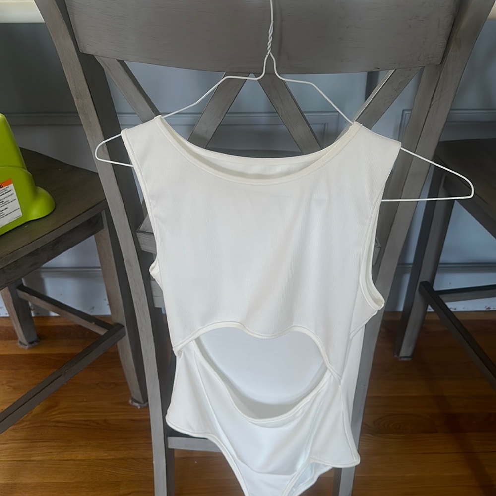 Never worn Pink lily ivory cutout bodysuit